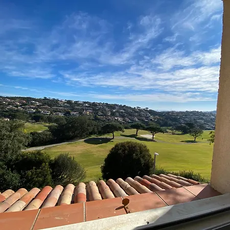 Avec Piscine, Vue Golf A Maxime *